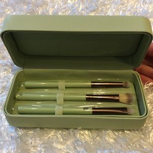 Pixi Makeup Brushes. Brand new and UNUSED.